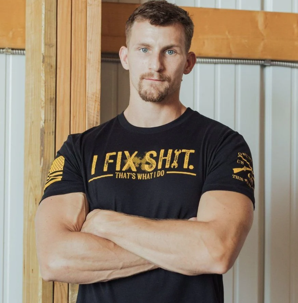 GRUNT STYLE I FIX SH*T T-SHIRT