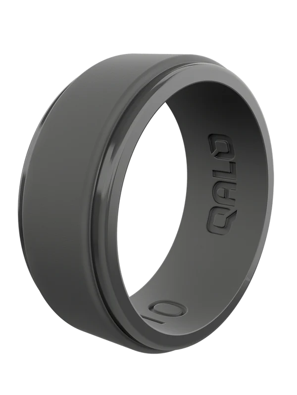 QALO MEN'S POLISHED STEP EDGE SILICONE RING CHARCOAL