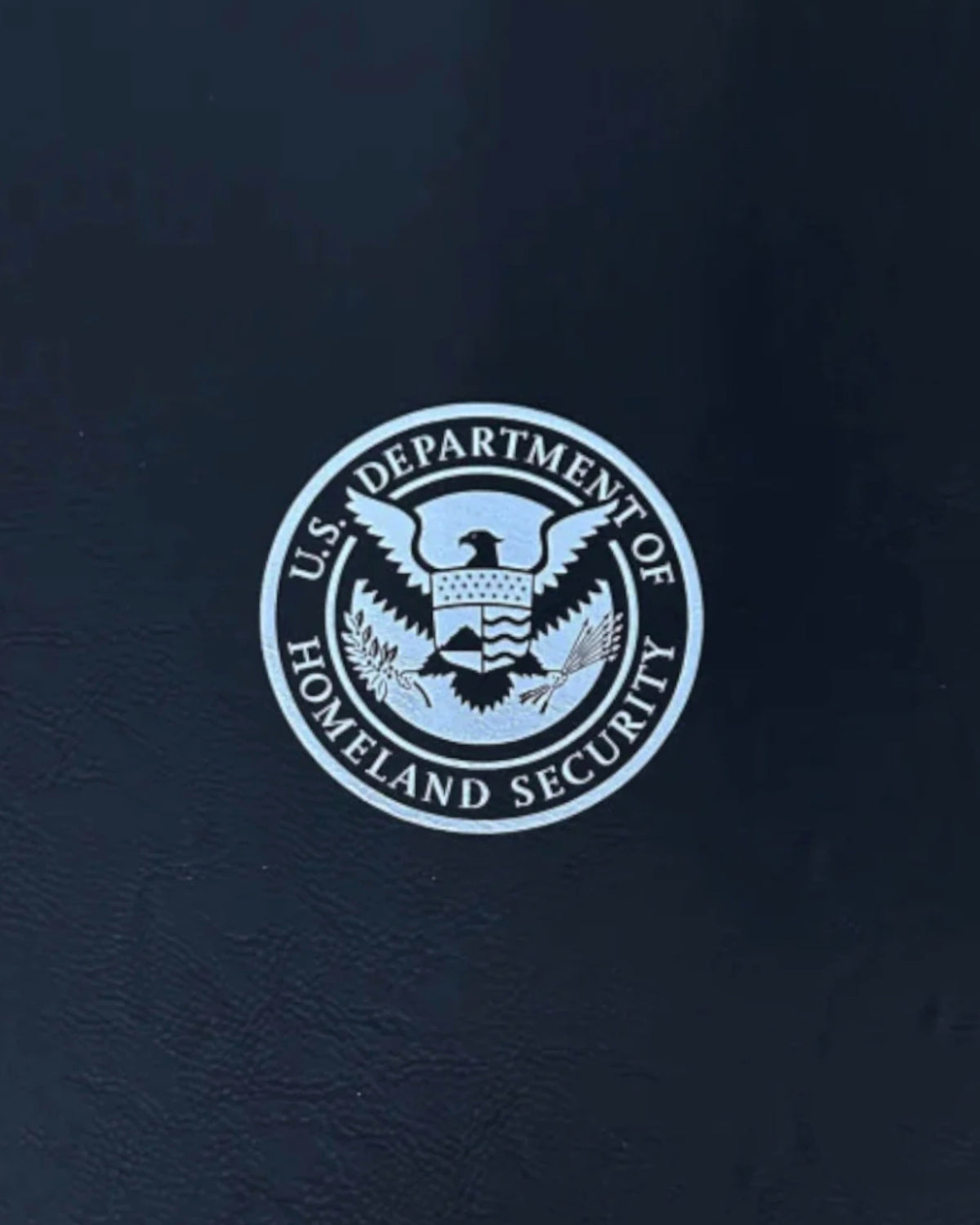 Dhs Patch DHS SEAL ZIPPERED LEATHERLETTE PADFOLIO – Sally's Cop Shop
